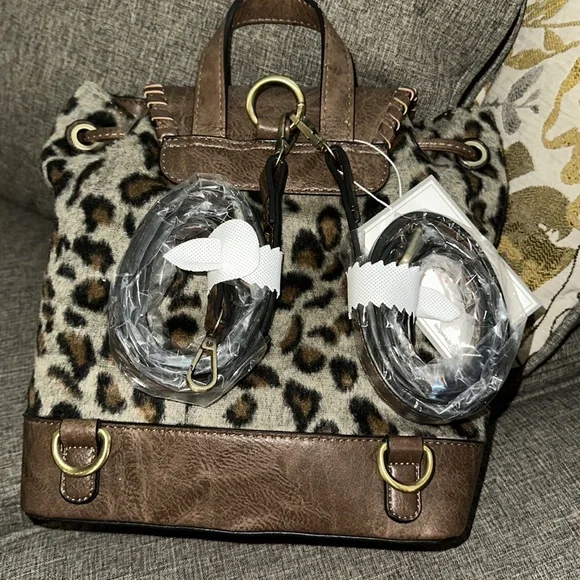 Backpack/Purse - Picture 2 of 8